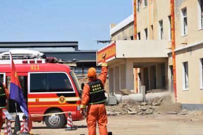 鐵嶺消防開展72小時不間斷地震救援實戰拉動演練 錘煉通信“生命線”的修復尖兵